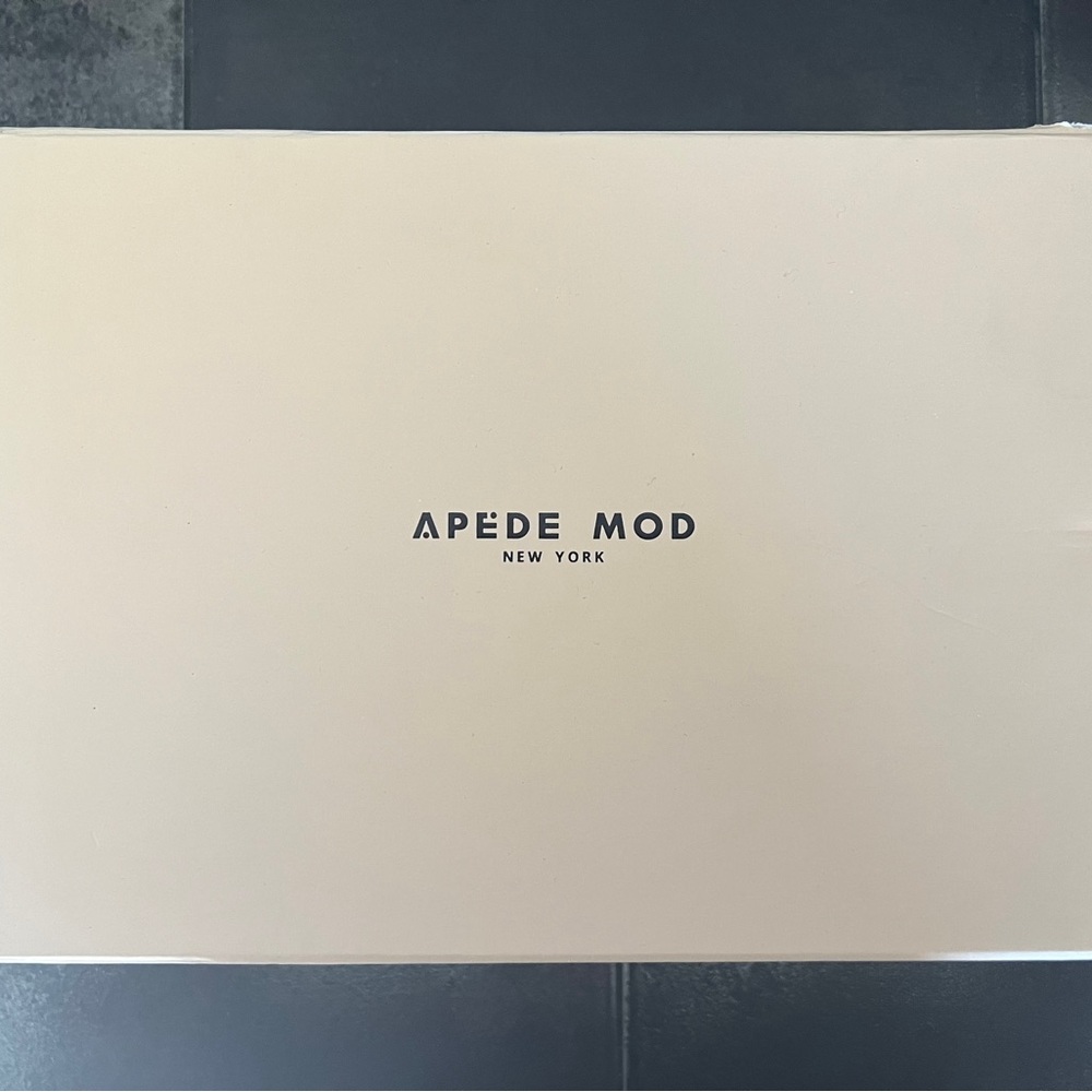 Apede Mod Crossbody Bag - Picture 8 of 8